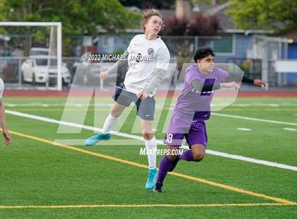 Thumbnail 3 in Pasco vs. Bellarmine Prep (WIAA 4A Semifinal) photogallery.