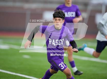 Thumbnail 1 in Pasco vs. Bellarmine Prep (WIAA 4A Semifinal) photogallery.