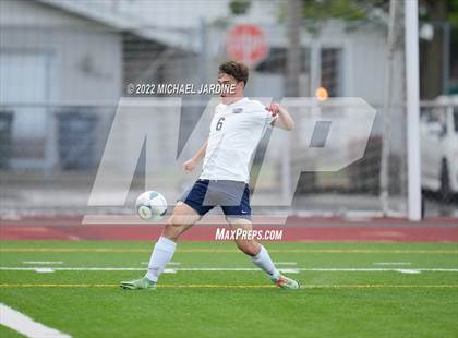 Thumbnail 2 in Pasco vs. Bellarmine Prep (WIAA 4A Semifinal) photogallery.