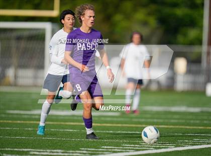 Thumbnail 3 in Pasco vs. Bellarmine Prep (WIAA 4A Semifinal) photogallery.