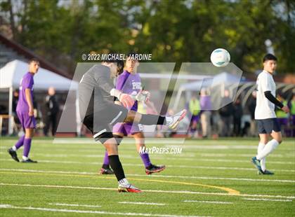 Thumbnail 2 in Pasco vs. Bellarmine Prep (WIAA 4A Semifinal) photogallery.
