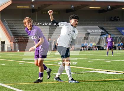 Thumbnail 1 in Pasco vs. Bellarmine Prep (WIAA 4A Semifinal) photogallery.