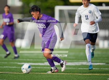Thumbnail 2 in Pasco vs. Bellarmine Prep (WIAA 4A Semifinal) photogallery.