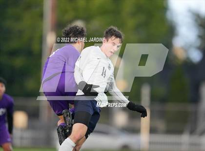 Thumbnail 3 in Pasco vs. Bellarmine Prep (WIAA 4A Semifinal) photogallery.