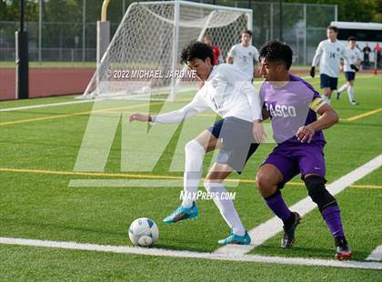 Thumbnail 1 in Pasco vs. Bellarmine Prep (WIAA 4A Semifinal) photogallery.