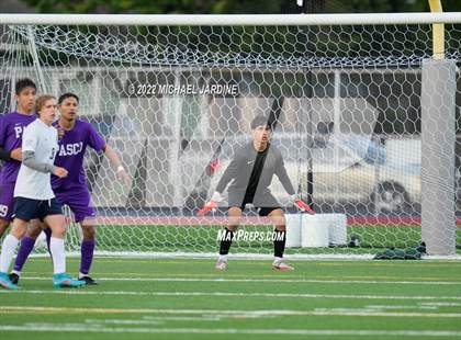 Thumbnail 2 in Pasco vs. Bellarmine Prep (WIAA 4A Semifinal) photogallery.