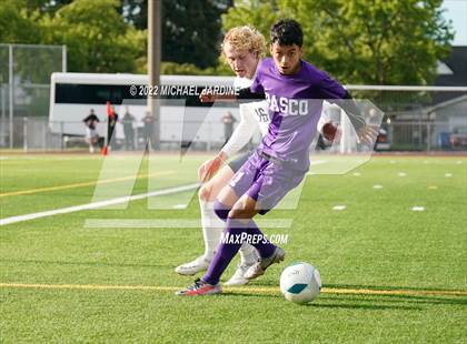 Thumbnail 1 in Pasco vs. Bellarmine Prep (WIAA 4A Semifinal) photogallery.
