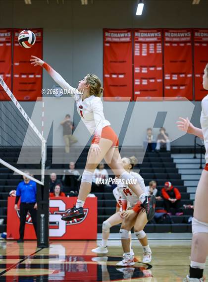 Thumbnail 2 in Ballard @ Sammamish photogallery.