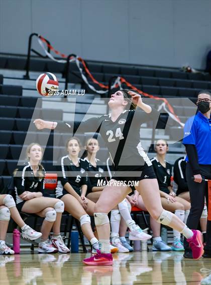 Thumbnail 2 in Ballard @ Sammamish photogallery.