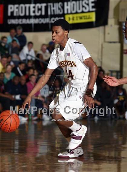 Thumbnail 2 in Christ the King vs Christ School (City of Palms Classic) photogallery.