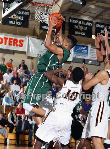Thumbnail 1 in Christ the King vs Christ School (City of Palms Classic) photogallery.
