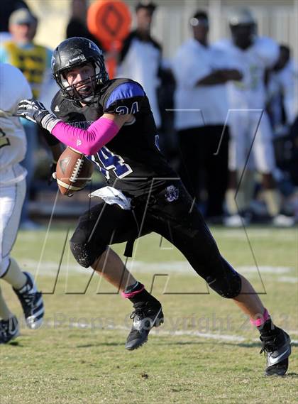 Thumbnail 2 in Windward vs. Kilpatrick photogallery.