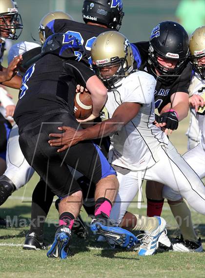 Thumbnail 2 in Windward vs. Kilpatrick photogallery.