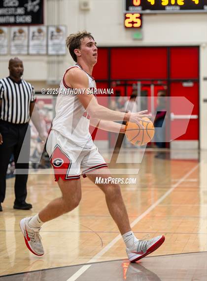 Thumbnail 1 in Ayala @ Glendora photogallery.