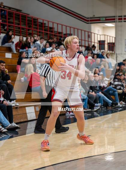 Thumbnail 1 in Ayala @ Glendora photogallery.