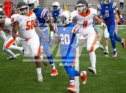 Thumbnail 1 in Buffalo Grove @ East St. Louis (IHSA 7A Quarterfinal) photogallery.