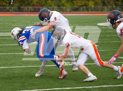 Thumbnail 2 in Buffalo Grove @ East St. Louis (IHSA 7A Quarterfinal) photogallery.