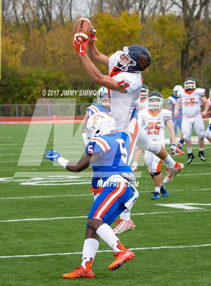 Thumbnail 3 in Buffalo Grove @ East St. Louis (IHSA 7A Quarterfinal) photogallery.