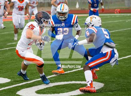 Thumbnail 3 in Buffalo Grove @ East St. Louis (IHSA 7A Quarterfinal) photogallery.