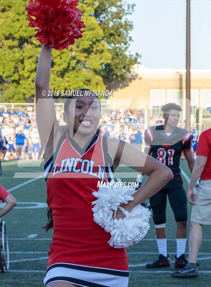 Thumbnail 2 in Creighton Prep @ Lincoln High photogallery.