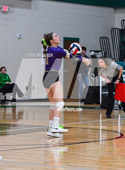 Thumbnail 3 in D'Hanis vs Round Top-Carmine (UIL Volleyball 1A Region III Semifinal) photogallery.