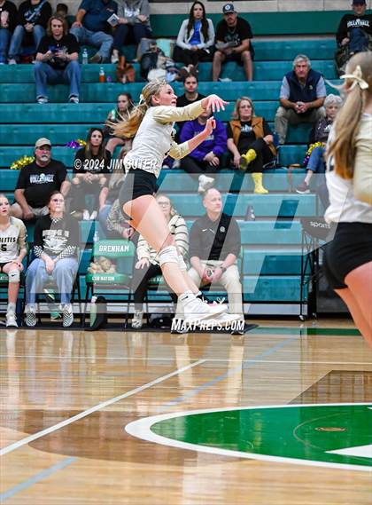 Thumbnail 2 in D'Hanis vs Round Top-Carmine (UIL Volleyball 1A Region III Semifinal) photogallery.