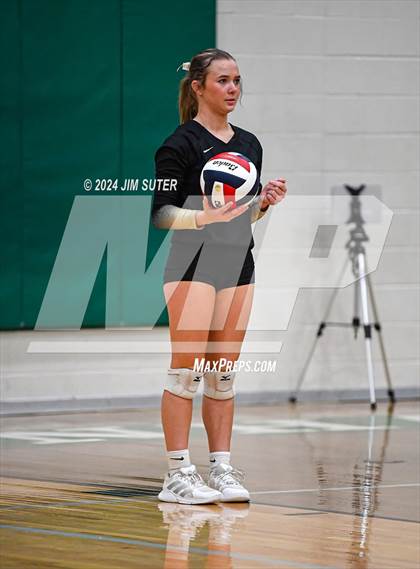 Thumbnail 2 in D'Hanis vs Round Top-Carmine (UIL Volleyball 1A Region III Semifinal) photogallery.