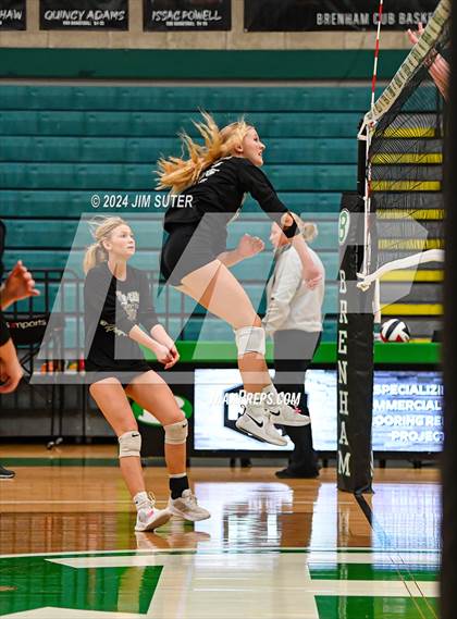 Thumbnail 3 in D'Hanis vs Round Top-Carmine (UIL Volleyball 1A Region III Semifinal) photogallery.