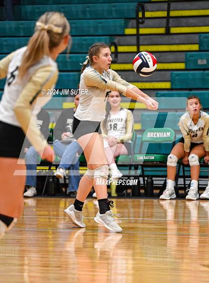 Thumbnail 2 in D'Hanis vs Round Top-Carmine (UIL Volleyball 1A Region III Semifinal) photogallery.