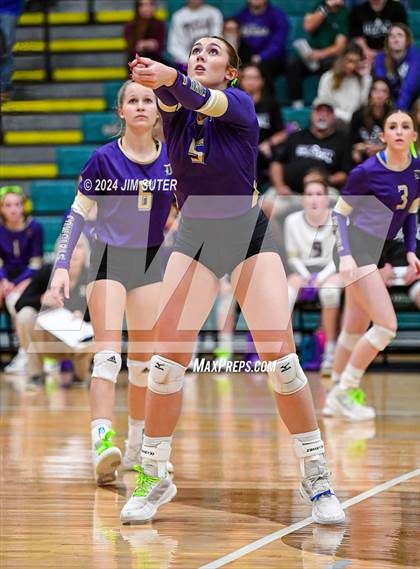 Thumbnail 2 in D'Hanis vs Round Top-Carmine (UIL Volleyball 1A Region III Semifinal) photogallery.
