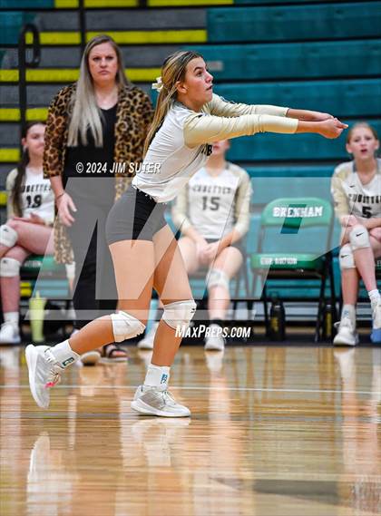 Thumbnail 3 in D'Hanis vs Round Top-Carmine (UIL Volleyball 1A Region III Semifinal) photogallery.