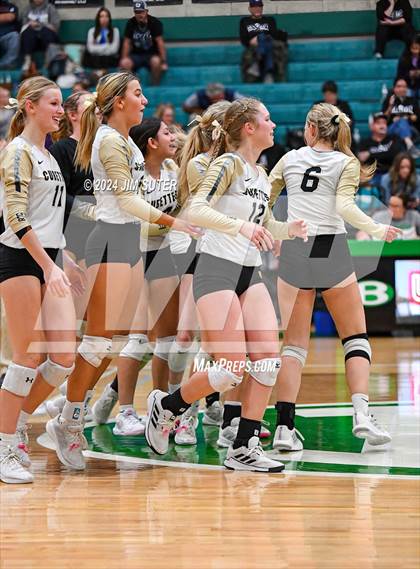 Thumbnail 2 in D'Hanis vs Round Top-Carmine (UIL Volleyball 1A Region III Semifinal) photogallery.