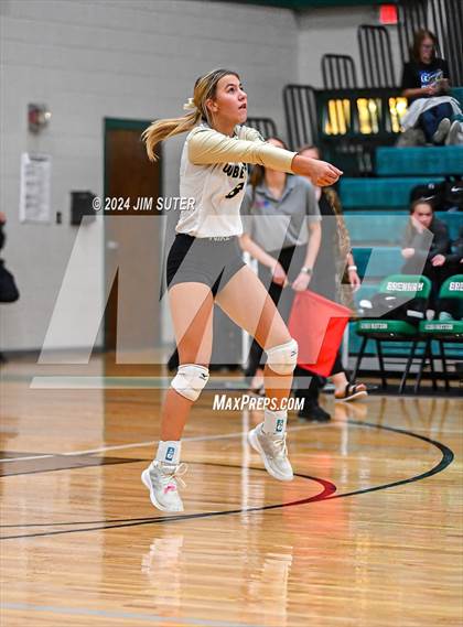 Thumbnail 3 in D'Hanis vs Round Top-Carmine (UIL Volleyball 1A Region III Semifinal) photogallery.