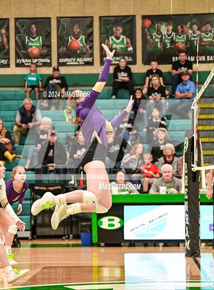Thumbnail 3 in D'Hanis vs Round Top-Carmine (UIL Volleyball 1A Region III Semifinal) photogallery.