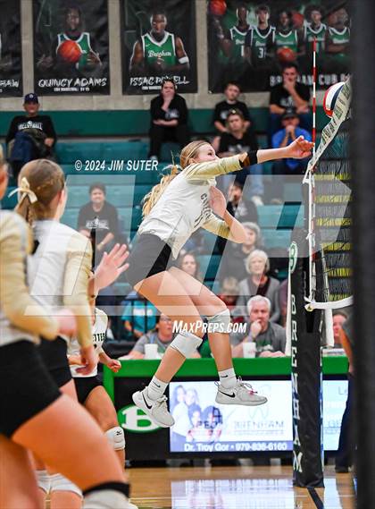 Thumbnail 1 in D'Hanis vs Round Top-Carmine (UIL Volleyball 1A Region III Semifinal) photogallery.