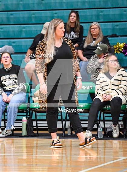 Thumbnail 1 in D'Hanis vs Round Top-Carmine (UIL Volleyball 1A Region III Semifinal) photogallery.