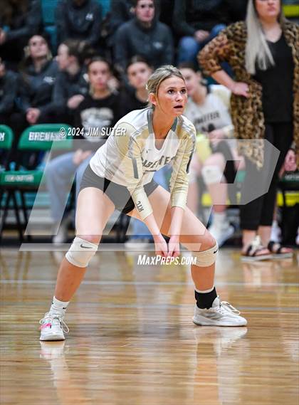 Thumbnail 1 in D'Hanis vs Round Top-Carmine (UIL Volleyball 1A Region III Semifinal) photogallery.
