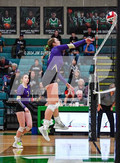 Thumbnail 2 in D'Hanis vs Round Top-Carmine (UIL Volleyball 1A Region III Semifinal) photogallery.