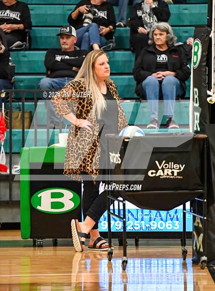 Thumbnail 2 in D'Hanis vs Round Top-Carmine (UIL Volleyball 1A Region III Semifinal) photogallery.