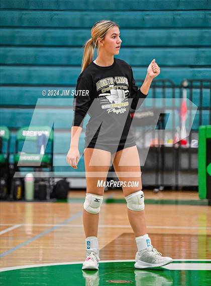 Thumbnail 1 in D'Hanis vs Round Top-Carmine (UIL Volleyball 1A Region III Semifinal) photogallery.