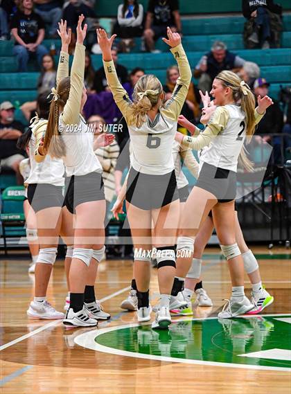 Thumbnail 3 in D'Hanis vs Round Top-Carmine (UIL Volleyball 1A Region III Semifinal) photogallery.