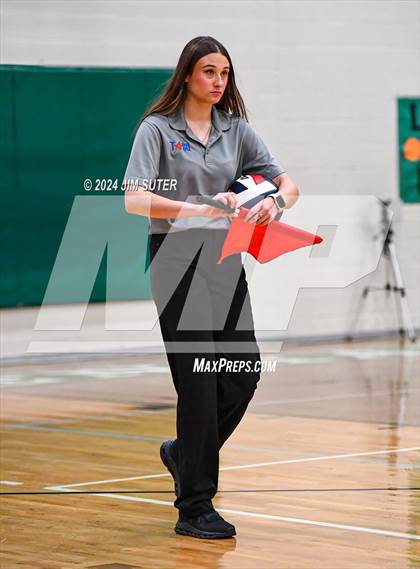 Thumbnail 2 in D'Hanis vs Round Top-Carmine (UIL Volleyball 1A Region III Semifinal) photogallery.