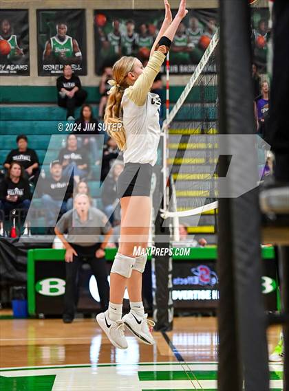 Thumbnail 2 in D'Hanis vs Round Top-Carmine (UIL Volleyball 1A Region III Semifinal) photogallery.
