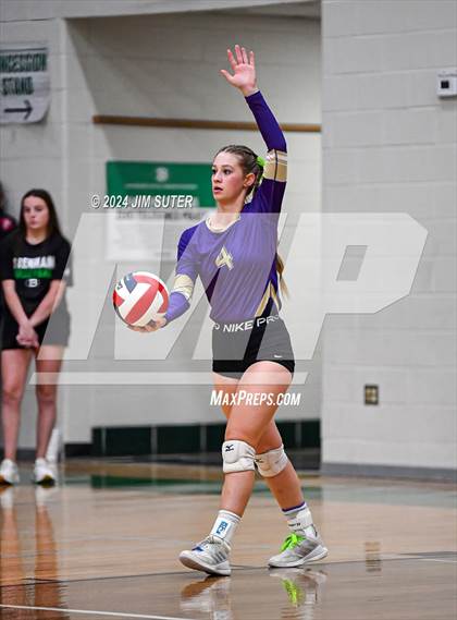 Thumbnail 1 in D'Hanis vs Round Top-Carmine (UIL Volleyball 1A Region III Semifinal) photogallery.