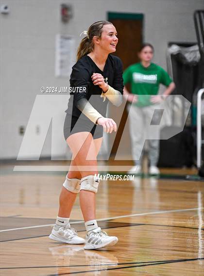 Thumbnail 1 in D'Hanis vs Round Top-Carmine (UIL Volleyball 1A Region III Semifinal) photogallery.