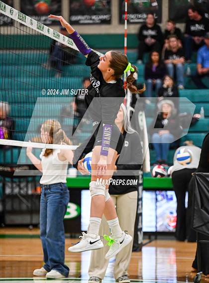 Thumbnail 2 in D'Hanis vs Round Top-Carmine (UIL Volleyball 1A Region III Semifinal) photogallery.