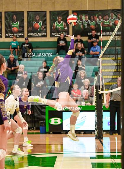 Thumbnail 2 in D'Hanis vs Round Top-Carmine (UIL Volleyball 1A Region III Semifinal) photogallery.