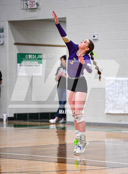 Thumbnail 1 in D'Hanis vs Round Top-Carmine (UIL Volleyball 1A Region III Semifinal) photogallery.