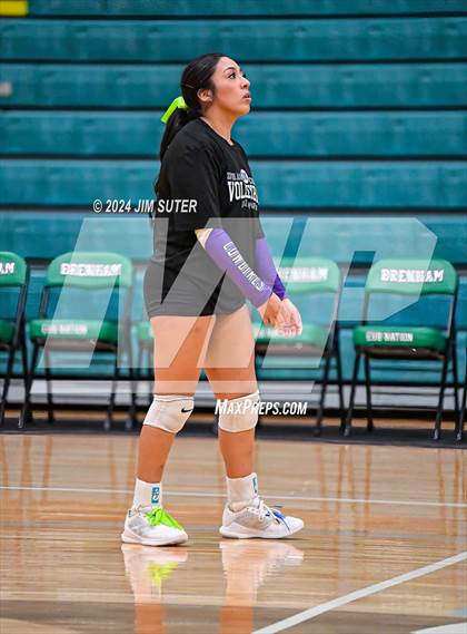 Thumbnail 2 in D'Hanis vs Round Top-Carmine (UIL Volleyball 1A Region III Semifinal) photogallery.