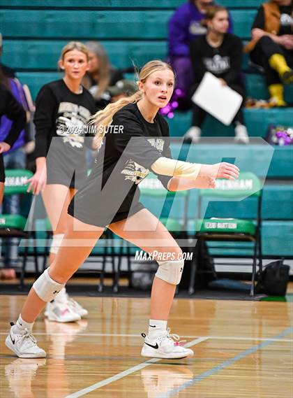 Thumbnail 3 in D'Hanis vs Round Top-Carmine (UIL Volleyball 1A Region III Semifinal) photogallery.